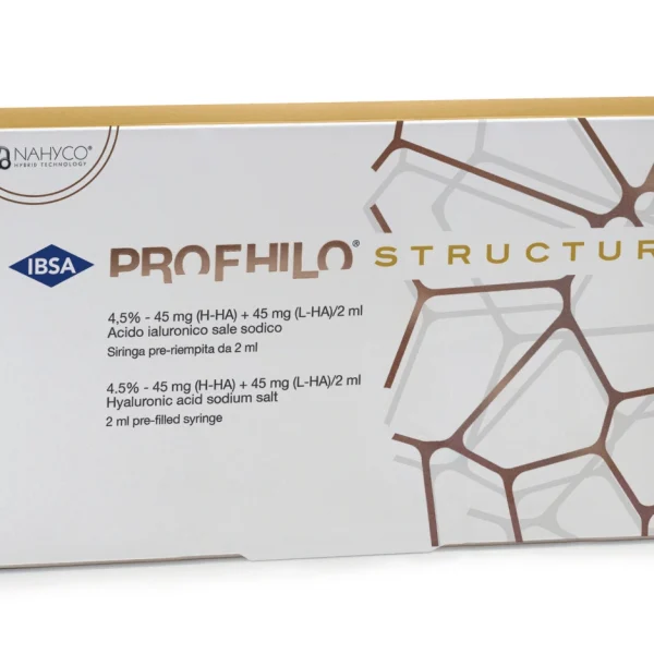 Paciente en consulta médica para tratamiento de bioremodelación facial Profhilo Structura